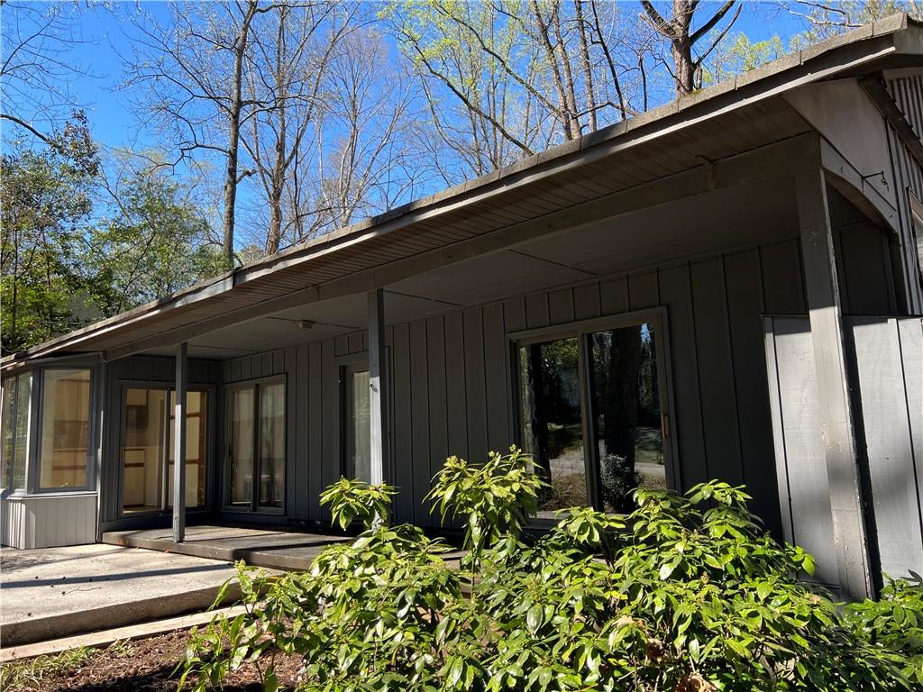 3318 Shady Oak Drive