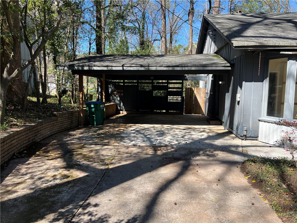 3318 Shady Oak Drive