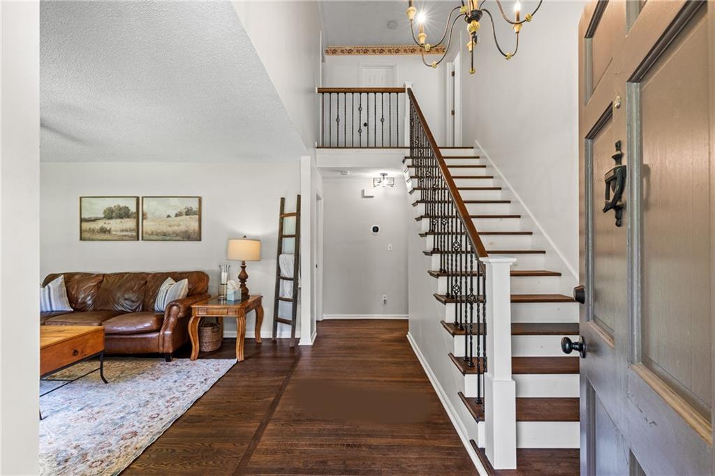 544 Creekwood Pass