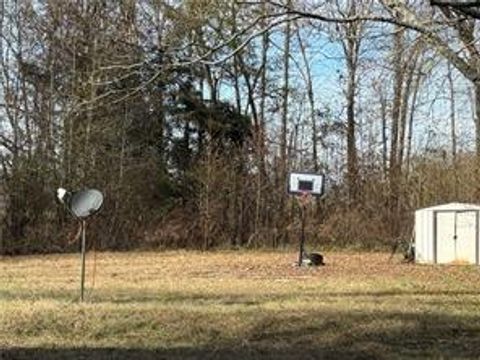 Homes For Sale - 305 Brand Road<br/> Loganville, GA 30052