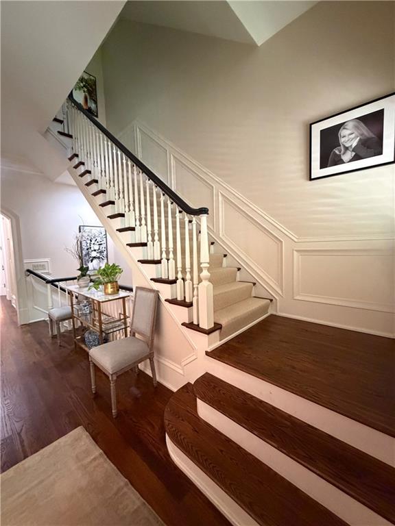 39 W Wesley Road NW 2