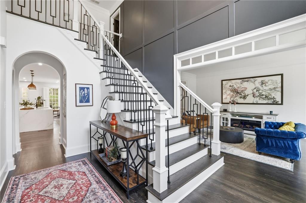 725 Rose Creek Circle