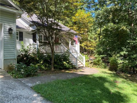 A home in Dahlonega