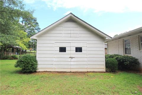 A home in Douglasville