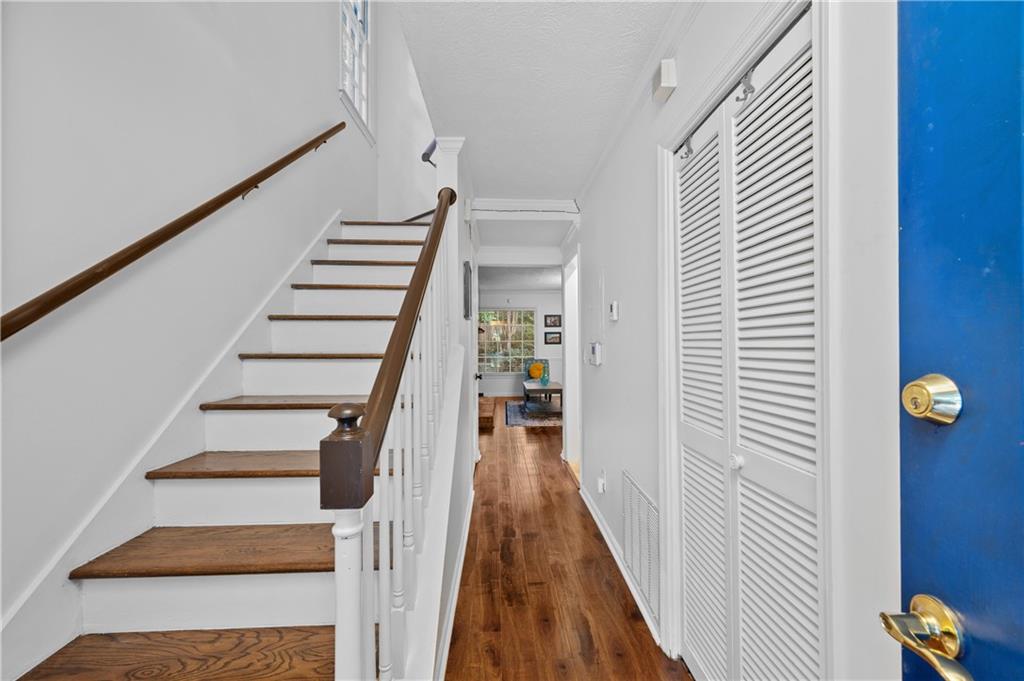 4101 N Gloucester Place