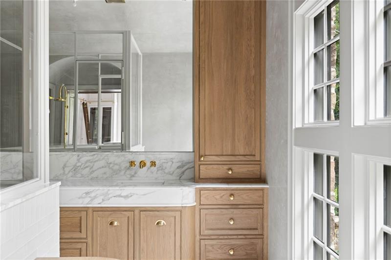 Tuxedo Park - Residential