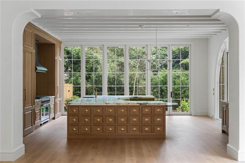 Tuxedo Park - Residential