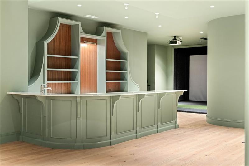 Tuxedo Park - Residential
