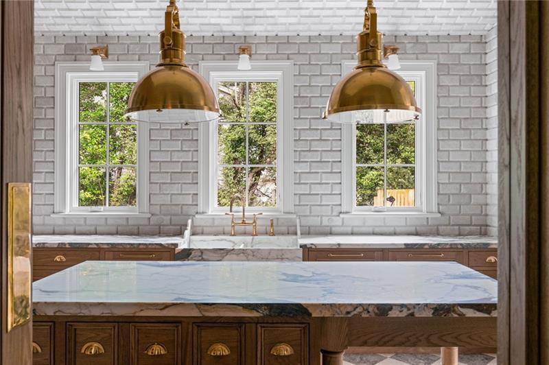 Tuxedo Park - Residential
