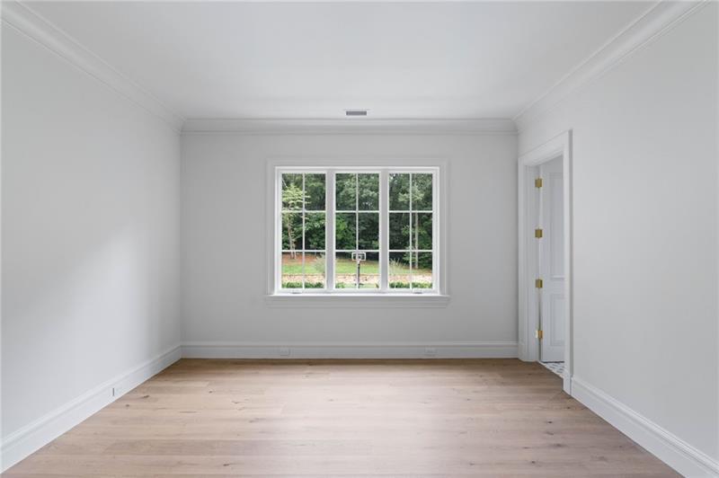 Tuxedo Park - Residential