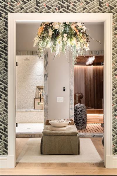 Tuxedo Park - Residential