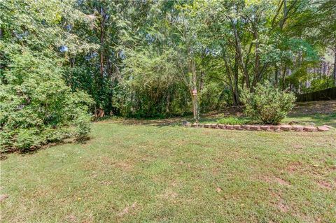 A home in Dacula