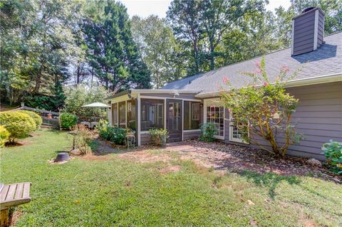 A home in Dacula