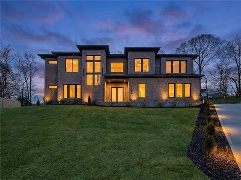 Homes For Sale - 156 Rocky Ridge Way<br/> Barrow County, Auburn, GA 30011