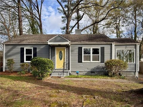 Homes For Sale - 1449 Lynford Drive<br/> Atlanta, GA 30310