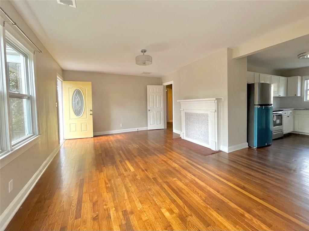 1449 Lynford Drive SW