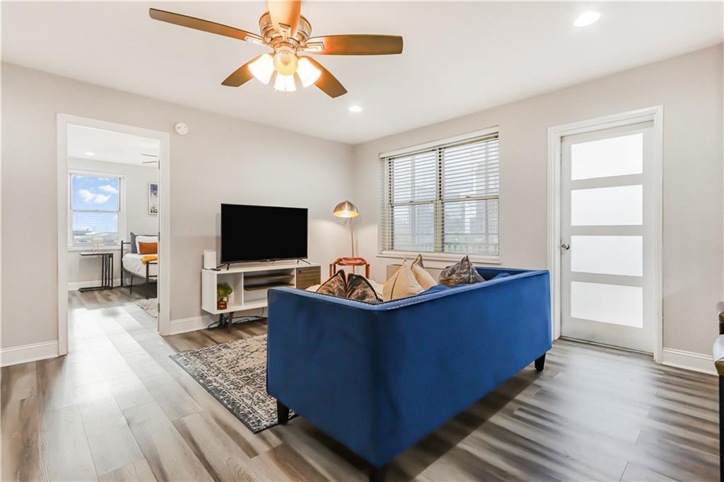 300 Peachtree Street NE 3B