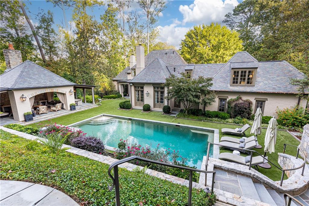 Tuxedo Park - Residential