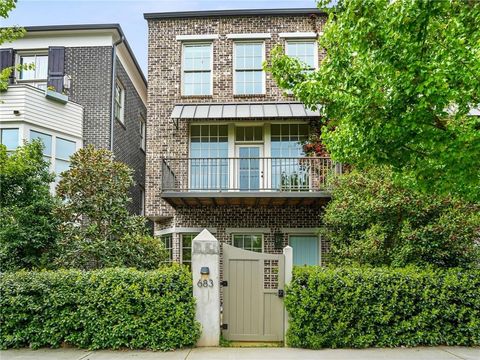 Photo of 683 Fraser Street SE, Atlanta, GA 30315 (MLS # 7744700)