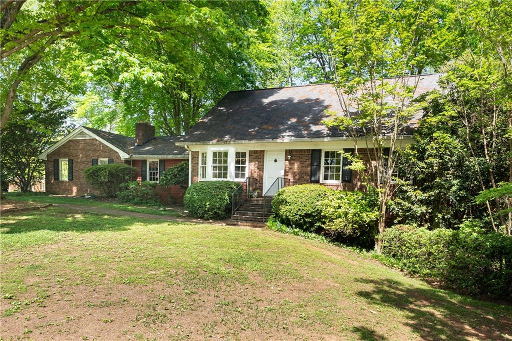 4300 Valley Trail Drive