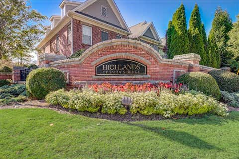 Condo For Sale - 7215 Highland Bluff #2<br/> Atlanta, GA 30328