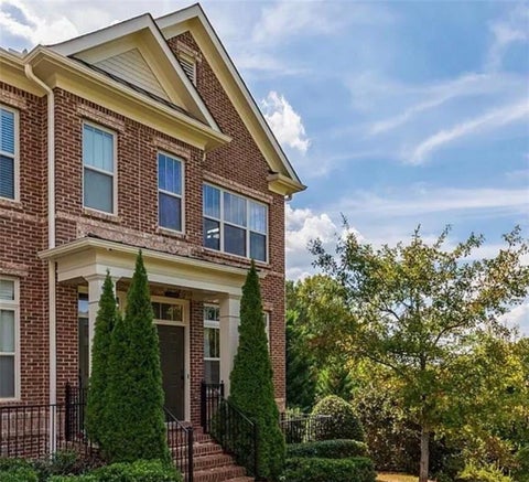 Condo For Sale - 7215 Highland Bluff #2<br/> Fulton County, Atlanta, GA 30328