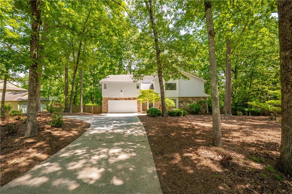 110 Fairway Ridge Drive, Johns Creek, Georgia image 1