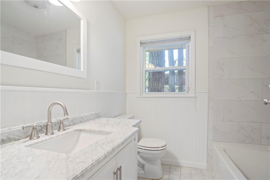 Lake Ivanhoe - Residential