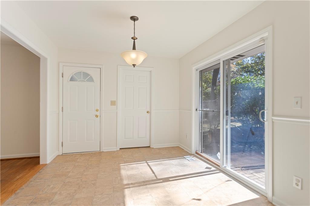 Lake Ivanhoe - Residential