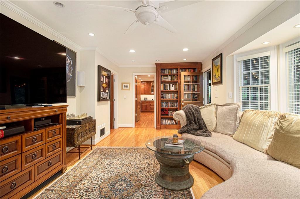 4111 Mcclatchey Circle, Atlanta, Georgia image 14