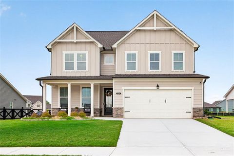 Homes For Sale - 104 Grand Meadows Drive<br/> Hoschton, GA 30548