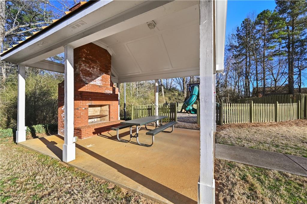120 Daniel Creek Lane