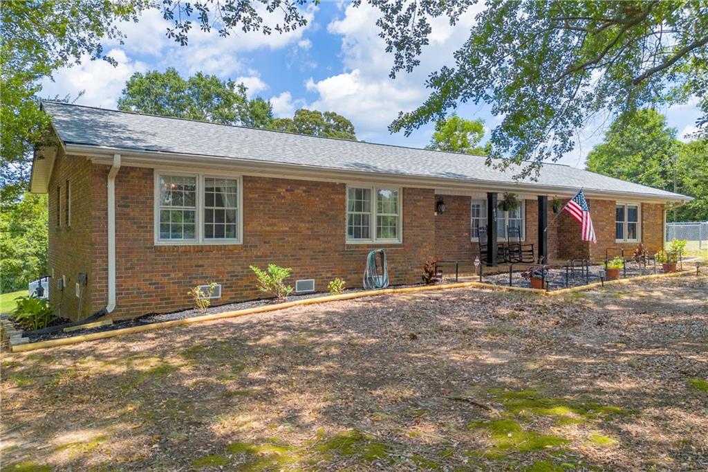 450 N Clarks Creek Road