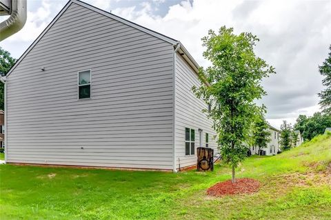 A home in Ellenwood