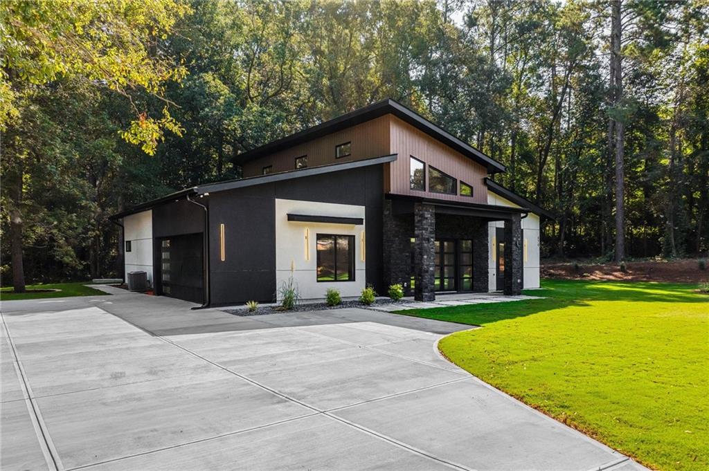 670 Loganville Highway