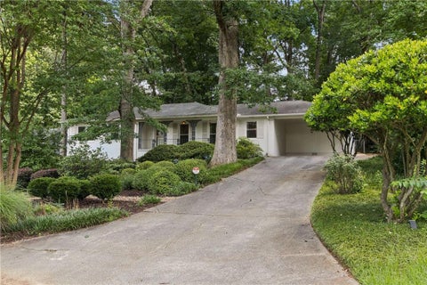 Homes For Sale - 2478 Tanglewood Road<br/> Decatur, GA 30033