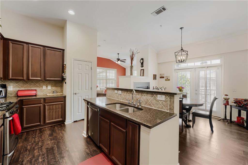 4805 W Village Way SE 3410