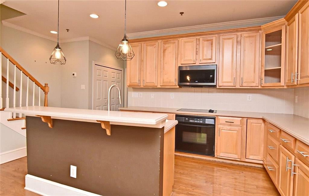 4772 Ivy Ridge Drive