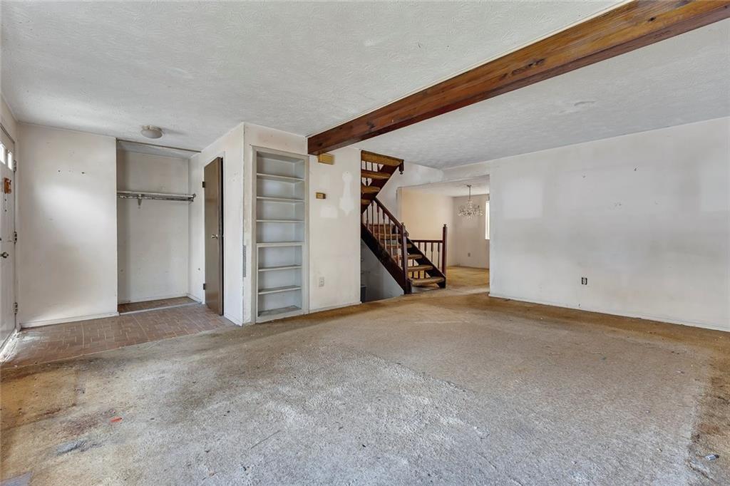 8846 Applegate Lane