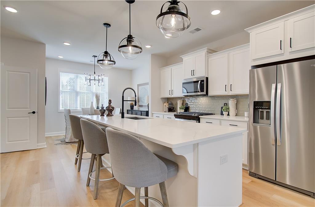 3352 Cranston Lane