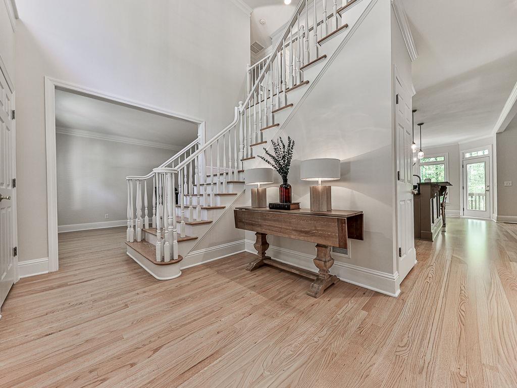 5037 Towne Lake Hills North