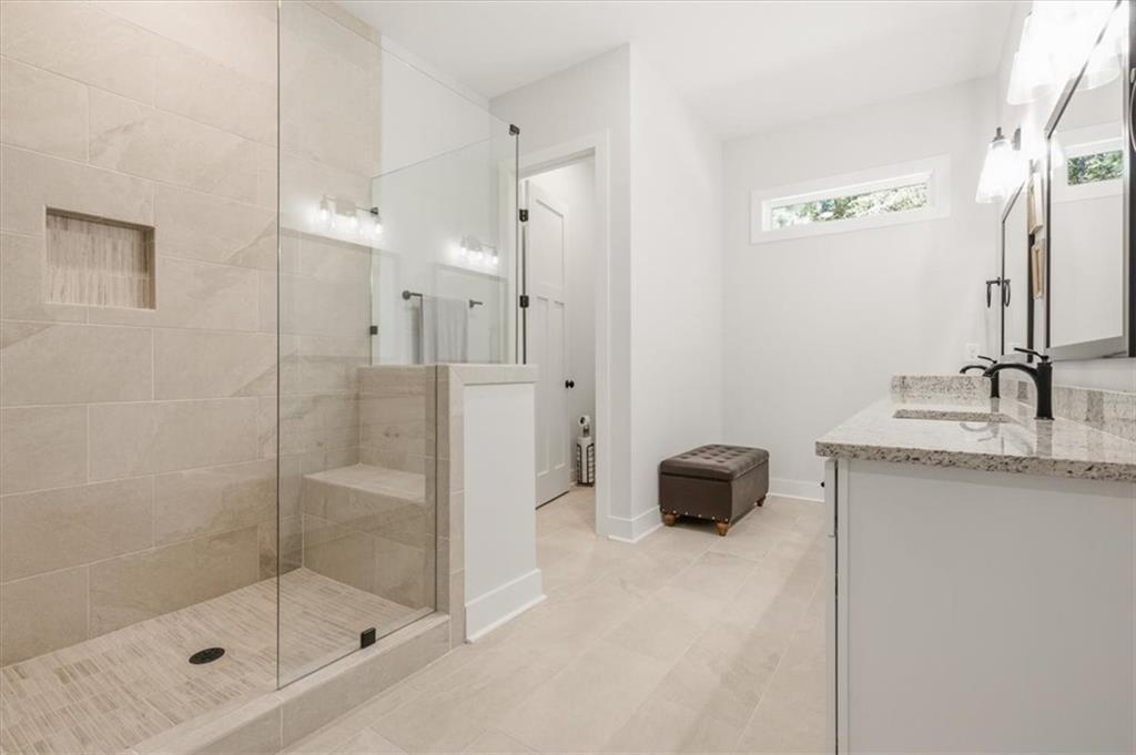 2 Everwood Court SE