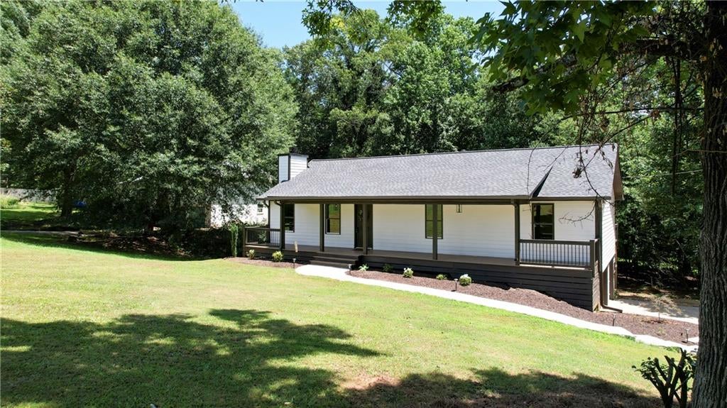 323 Hill Crest Circle