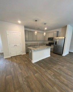 136 NE WELDON Road