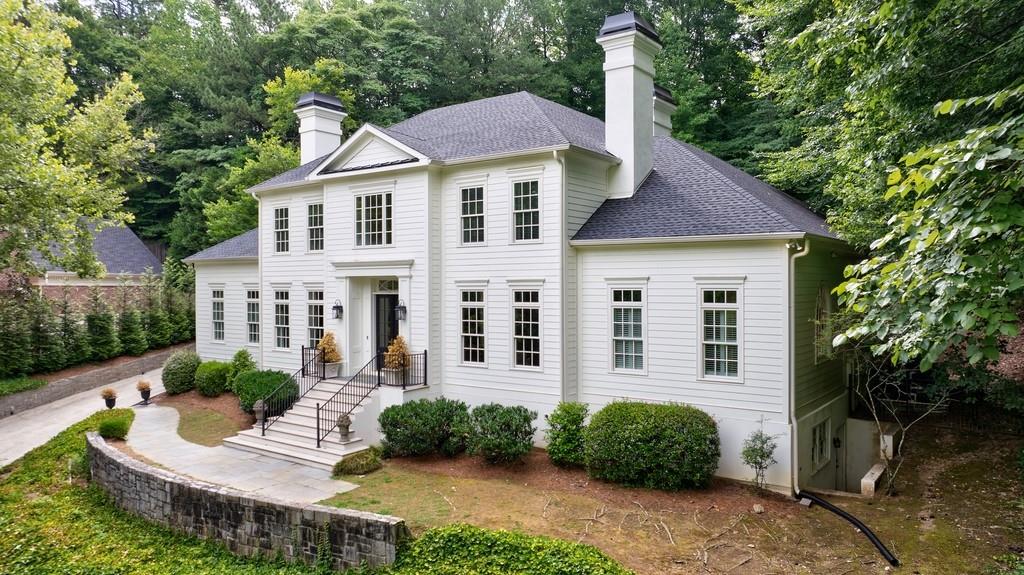 25 Asheworth Court NW