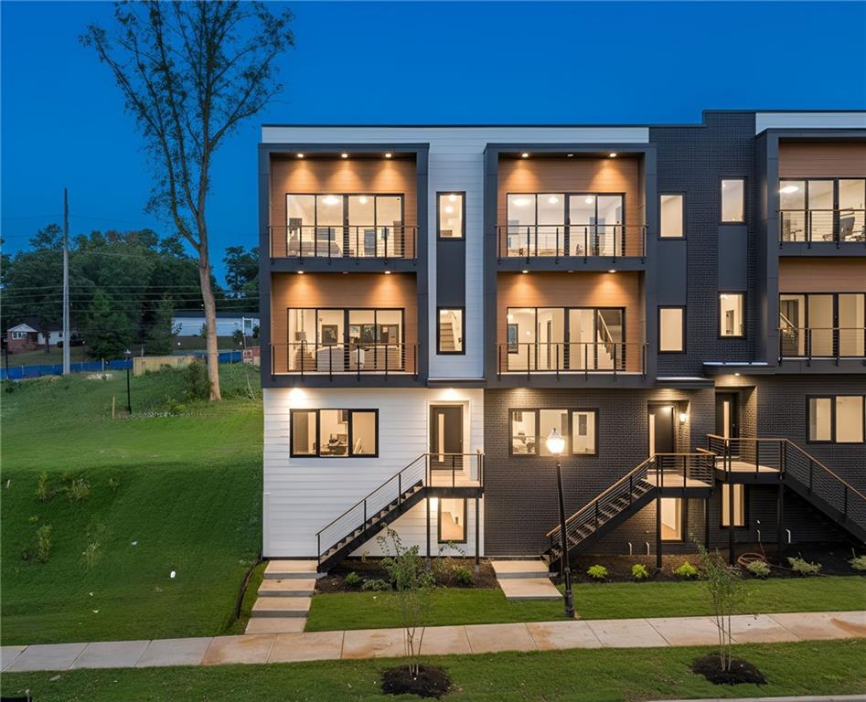 3265 Memorial Drive