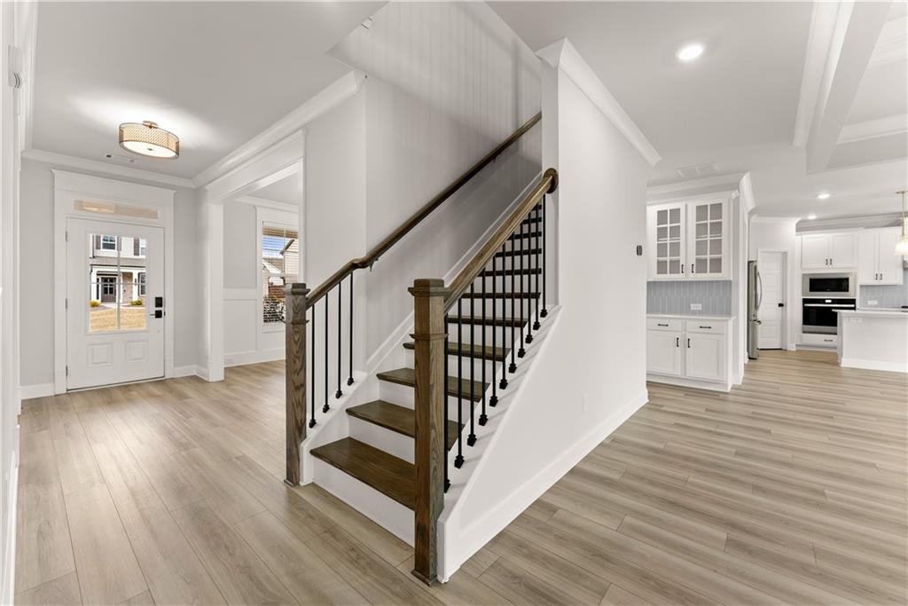 6109 Black Pear Lane