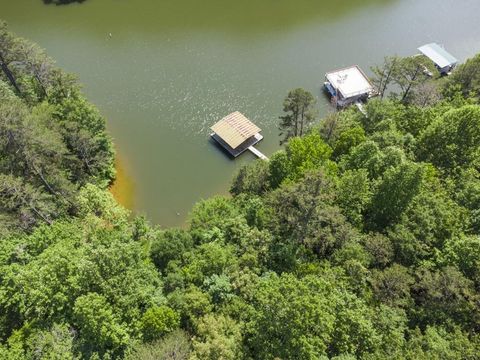 A home in Dawsonville