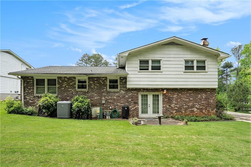 757 Tall Deer Drive, Fairburn, Georgia image 6