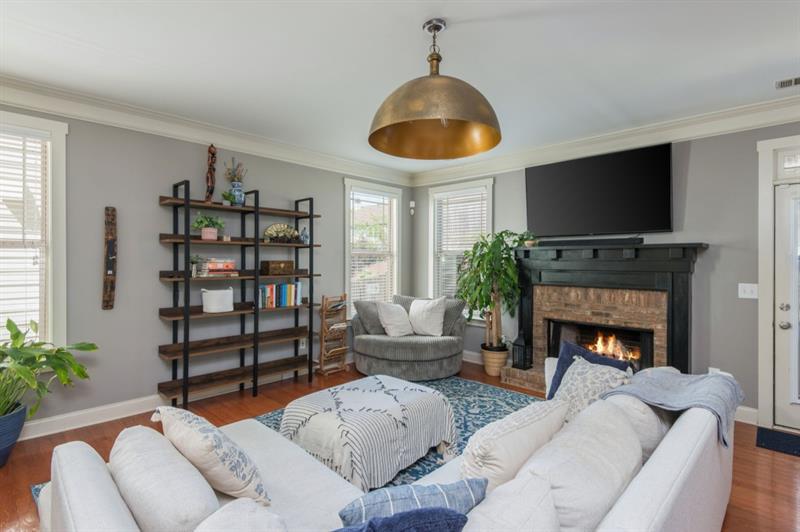 2075 Old Georgian Terrace NW